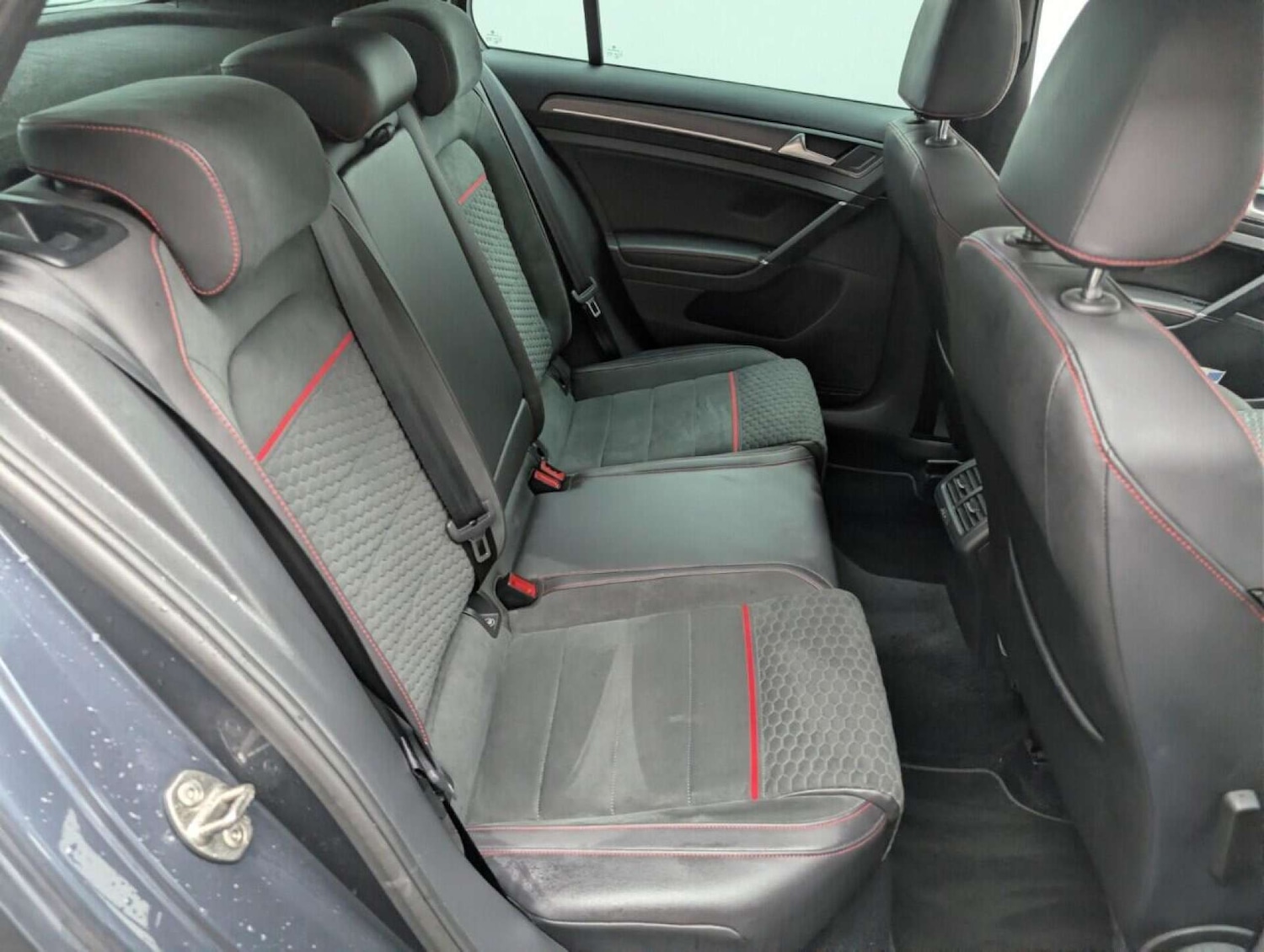 Used Volkswagen Golf 2018 for sale - 77713764: Photo 23