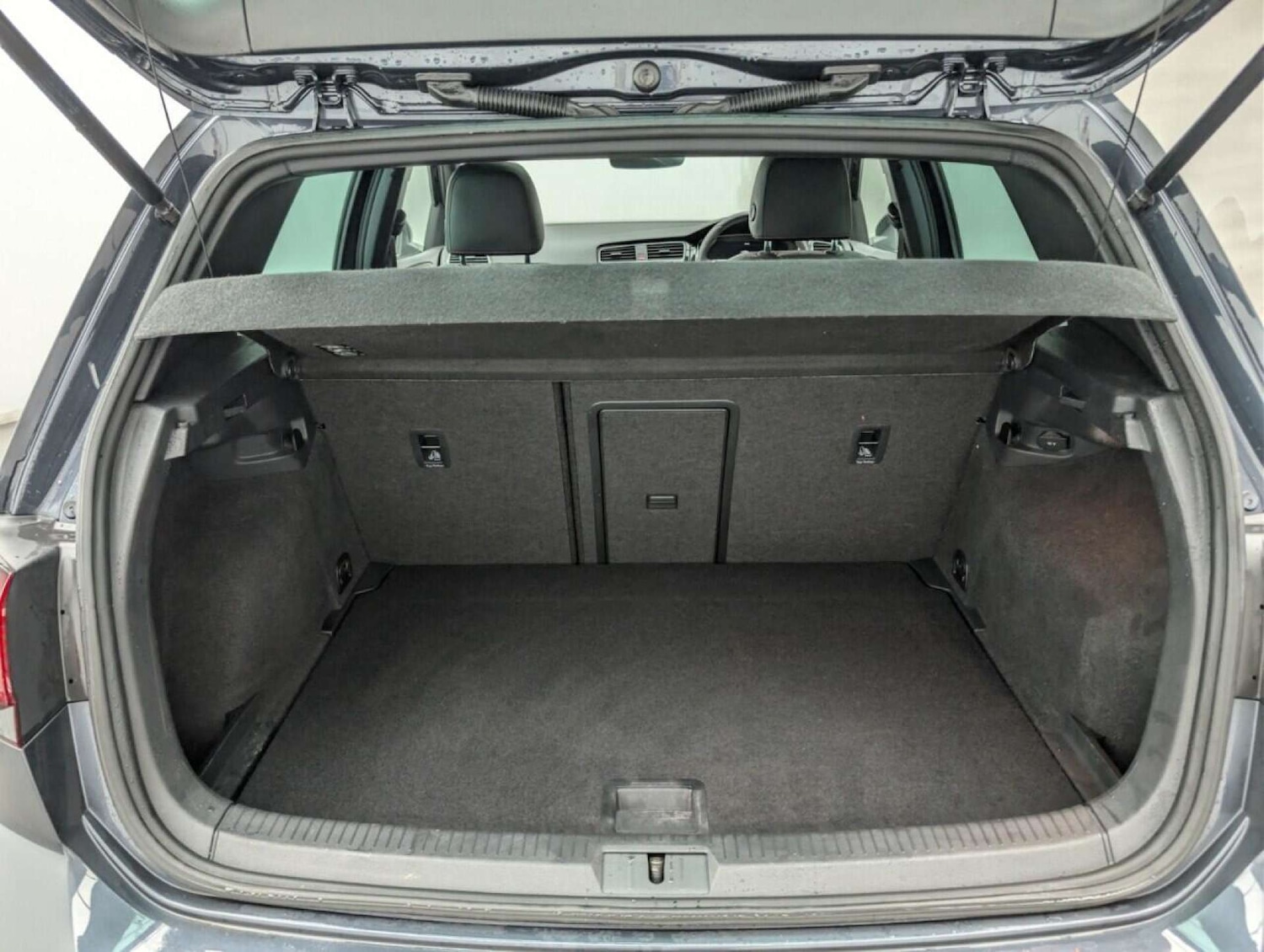 Used Volkswagen Golf 2018 for sale - 77713764: Photo 24