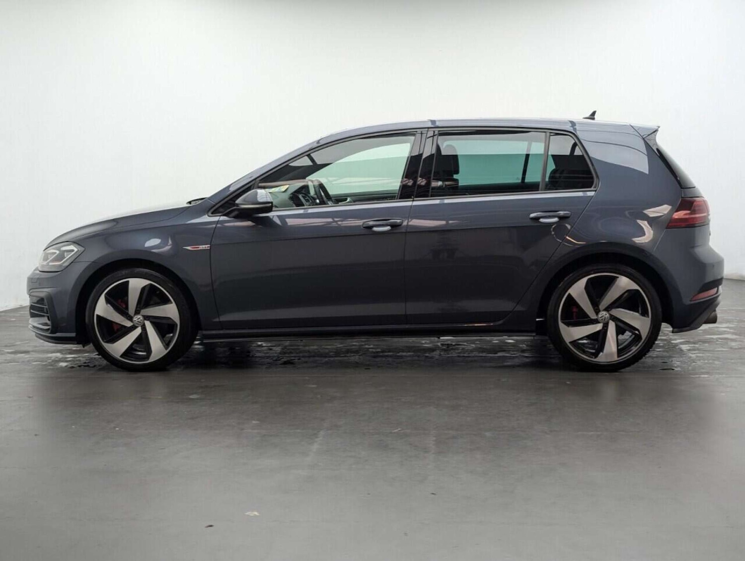 Used Volkswagen Golf 2018 for sale - 77713764: Photo 5