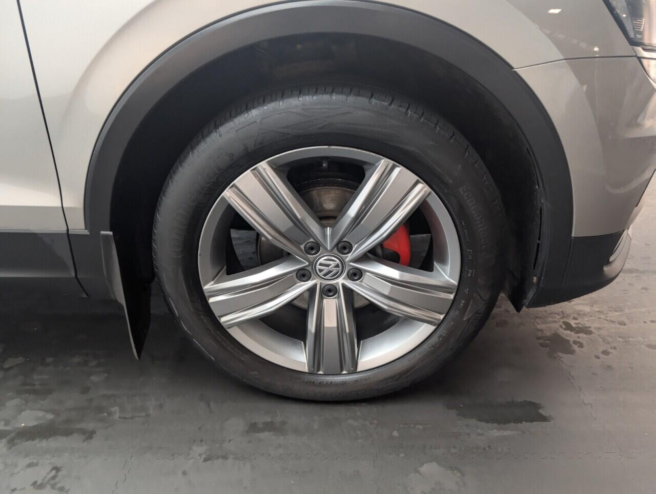 Used Volkswagen Tiguan 2017 for sale - 76422895: Photo 10