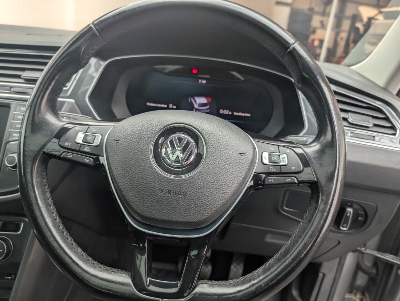 Used Volkswagen Tiguan 2017 for sale - 76422895: Photo 23