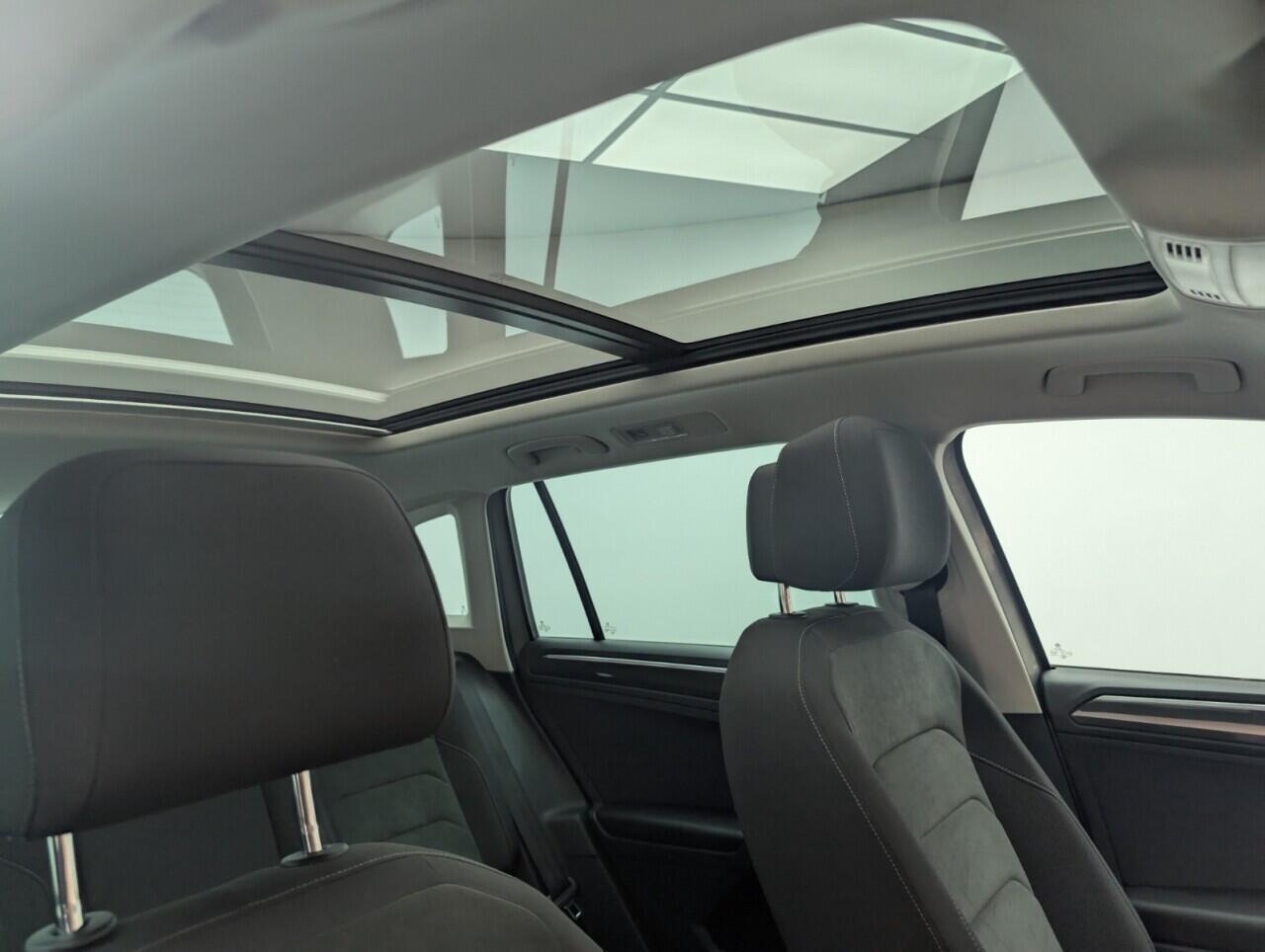 Used Volkswagen Tiguan 2017 for sale - 76422895: Photo 25