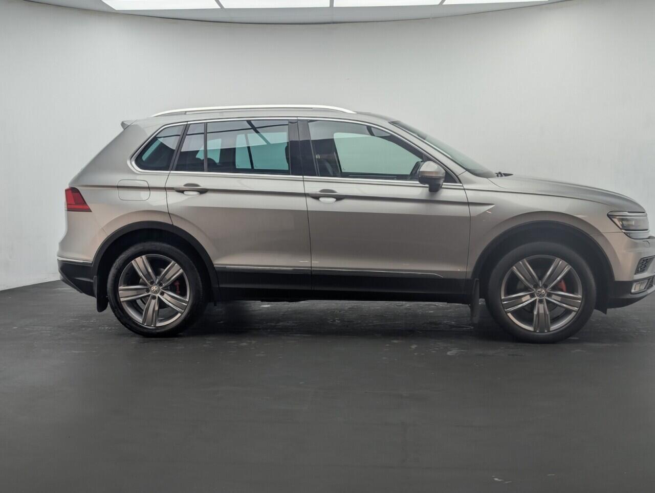 Used Volkswagen Tiguan 2017 for sale - 76422895: Photo 9