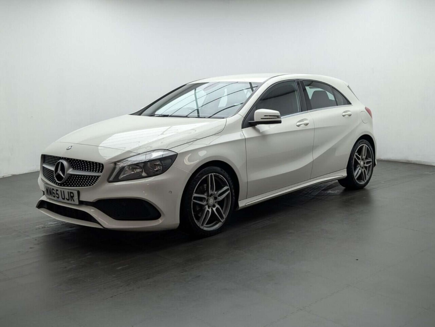 Used Mercedes-Benz A-Class 2016 for sale - 77713035: Photo 4