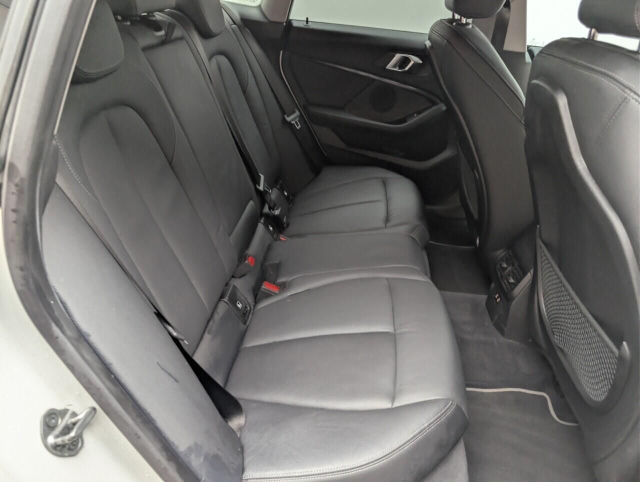 Used BMW 2 Series 2022 for sale - 76999000: Photo 24