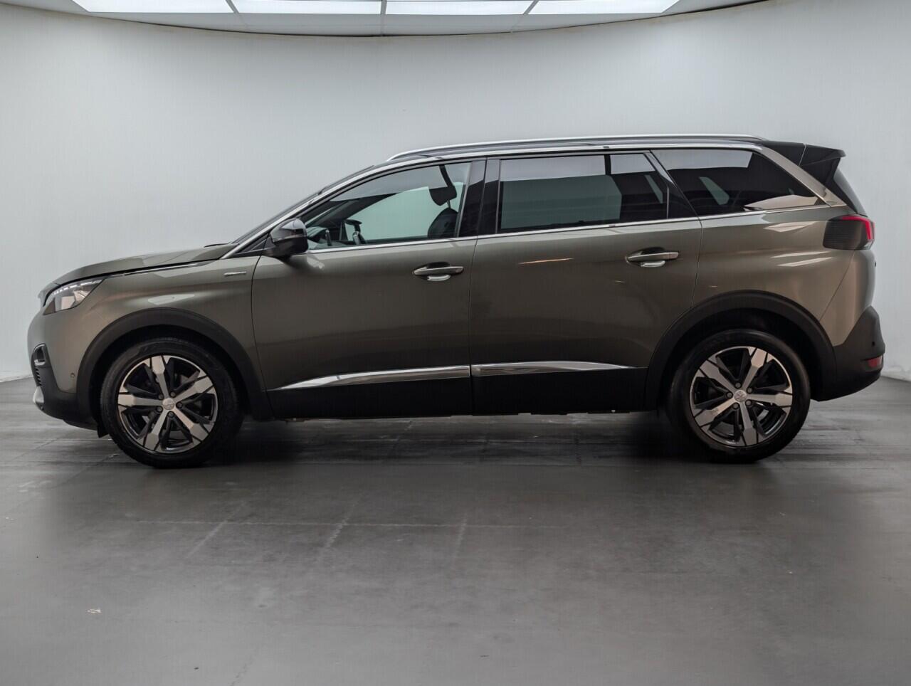 Used Peugeot 5008 2018 for sale - 77203911: Photo 5