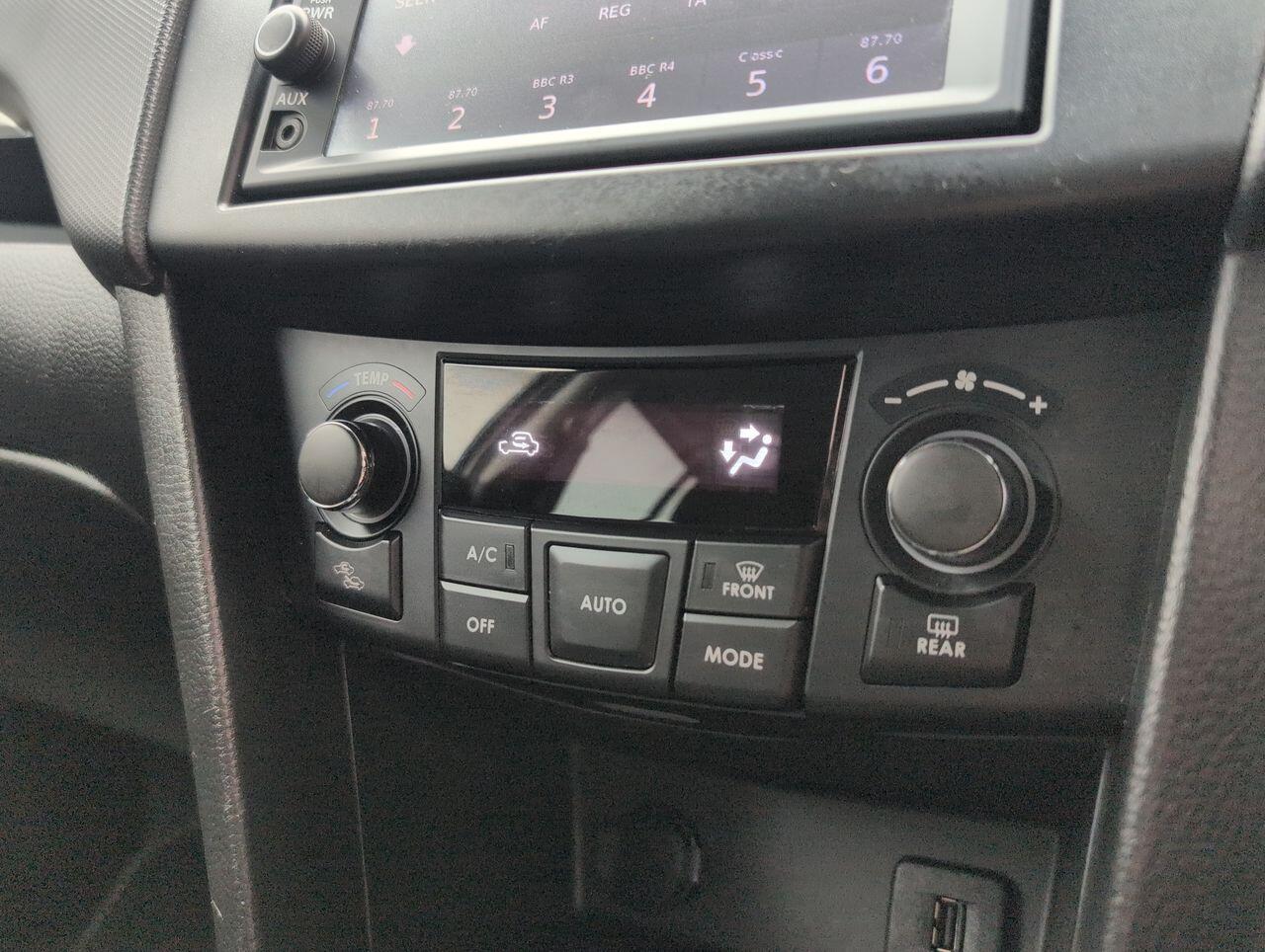 Used Suzuki Swift 2015 for sale - 76422905: Photo 14