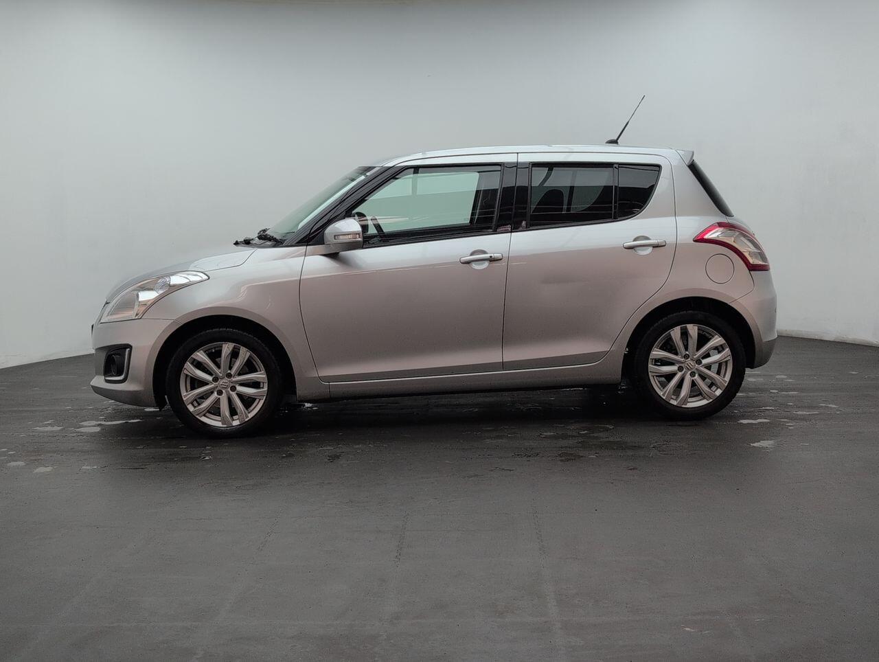 Used Suzuki Swift 2015 for sale - 76422905: Photo 5