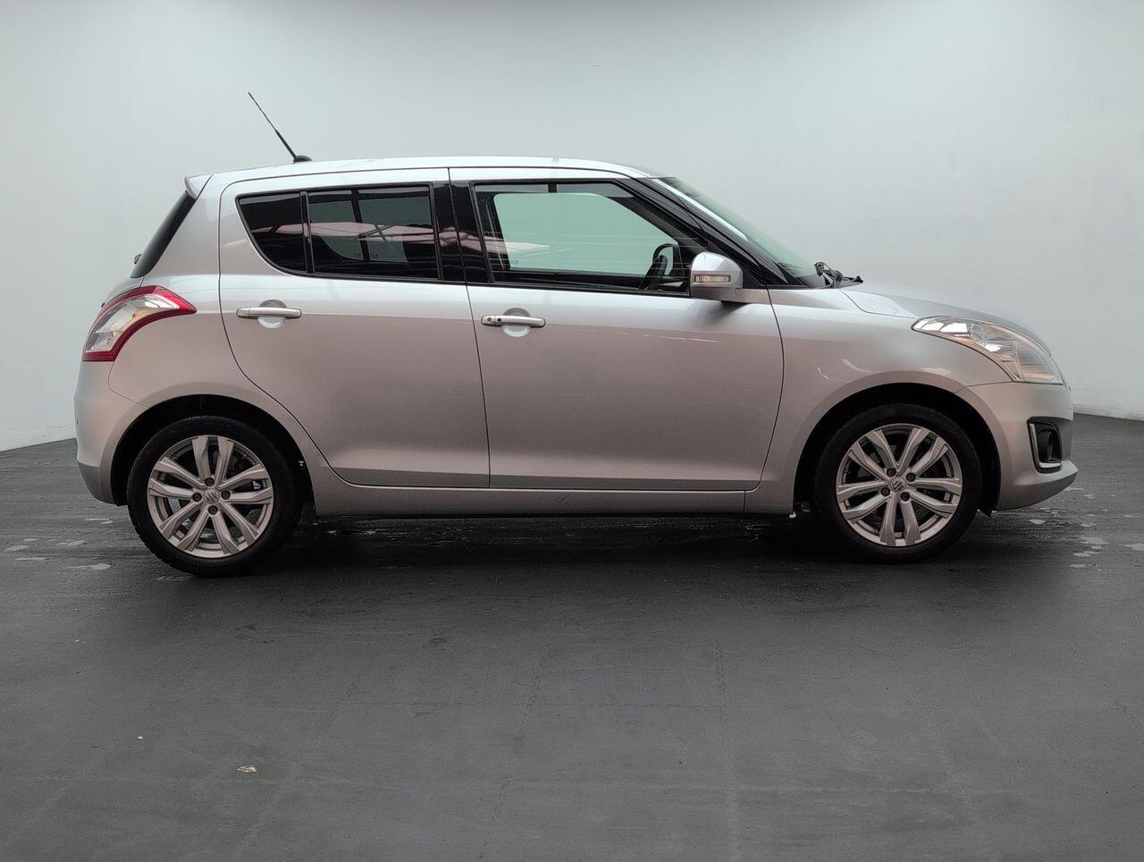 Used Suzuki Swift 2015 for sale - 76422905: Photo 9