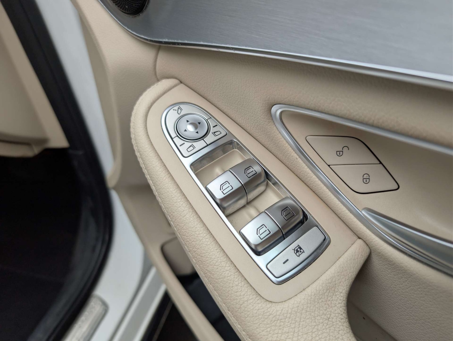 Used Mercedes-Benz C Class 2017 for sale - 78179659: Photo 18