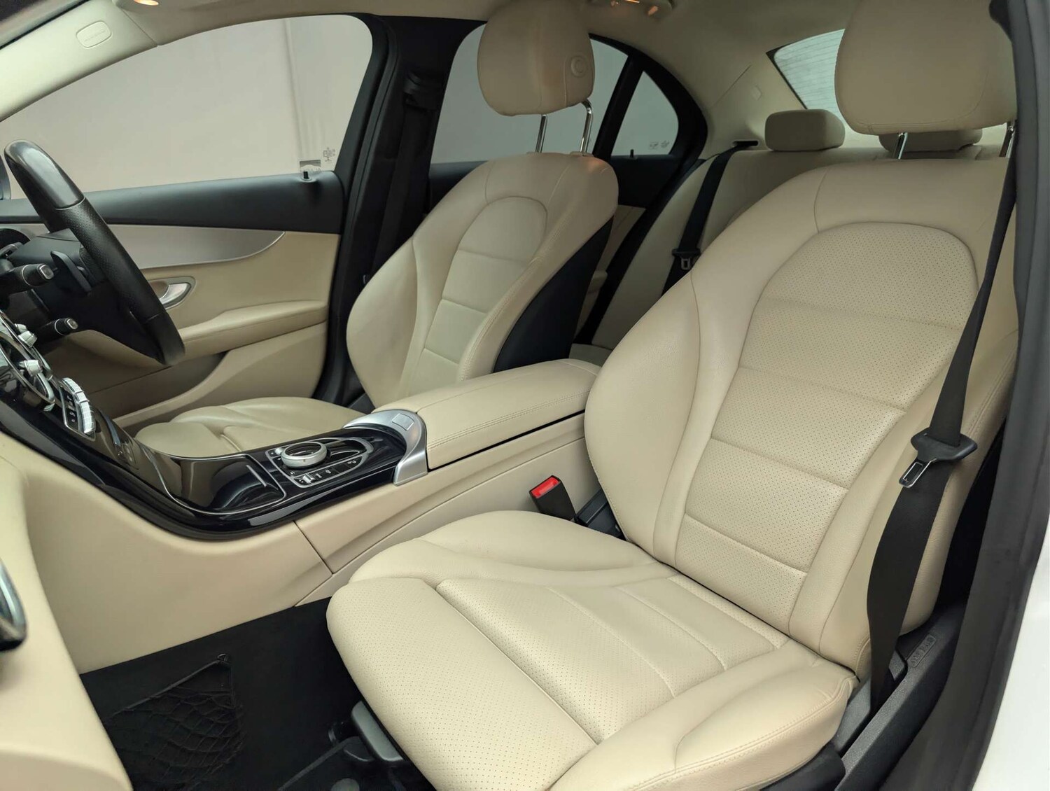 Used Mercedes-Benz C Class 2017 for sale - 78179659: Photo 23