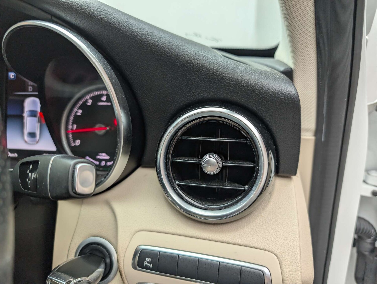 Used Mercedes-Benz C Class 2017 for sale - 78179659: Photo 29