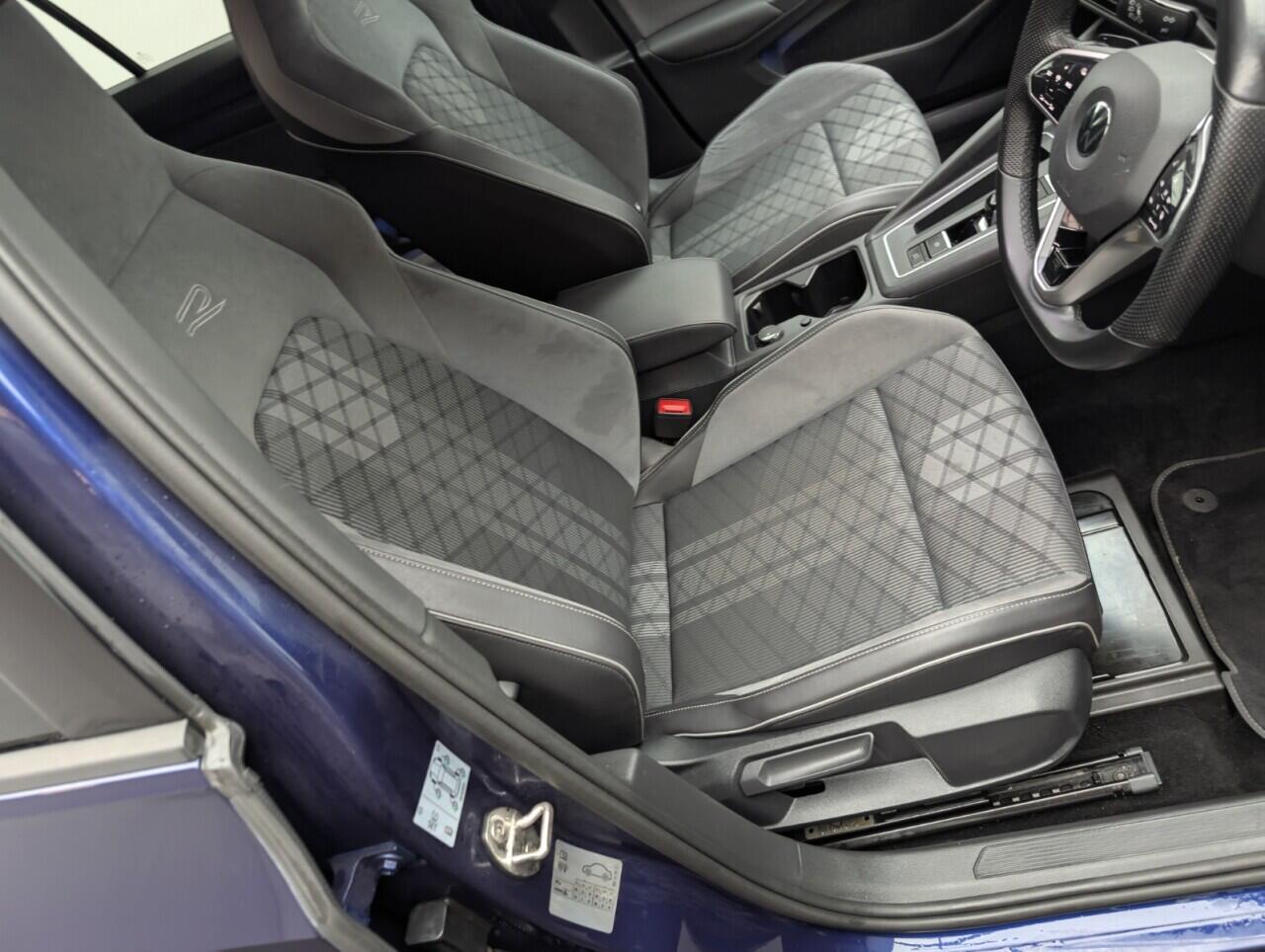 Used Volkswagen Golf 2020 for sale - 76425561: Photo 11