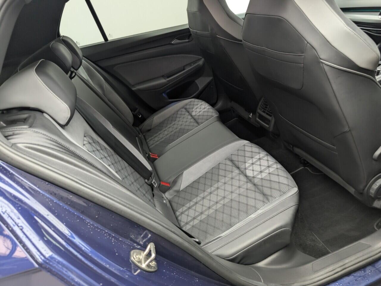 Used Volkswagen Golf 2020 for sale - 76425561: Photo 24