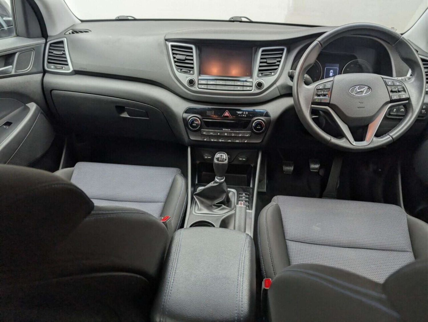 Used Hyundai TUCSON 2016 for sale - 77903113: Photo 27