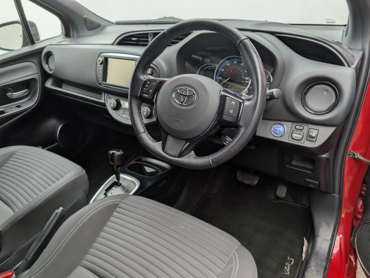 Used Toyota Yaris 2016 for sale - 77345554: Photo 11