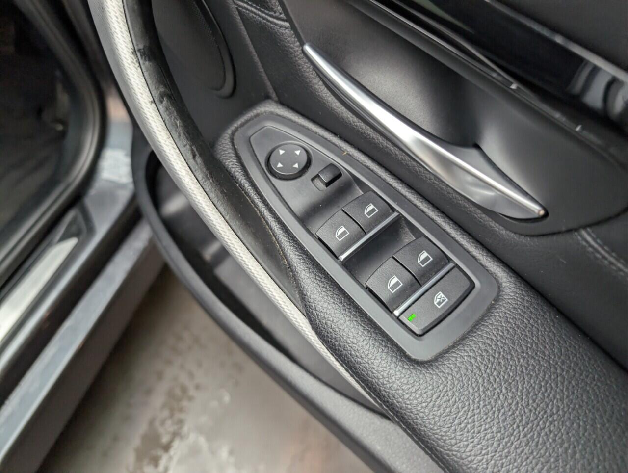 Used BMW 3 Series 2016 for sale - 76484763: Photo 22