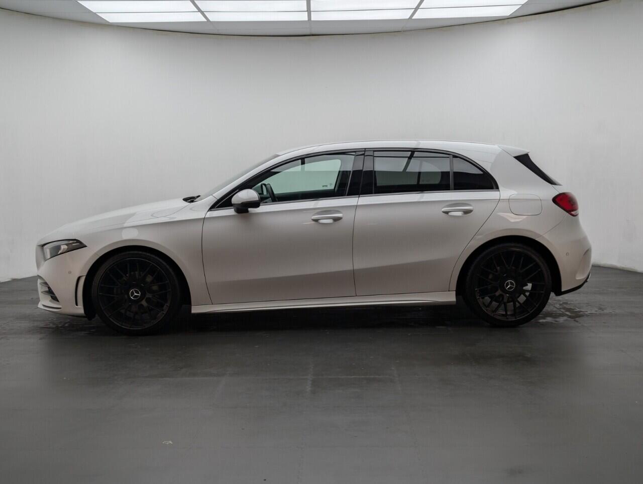 Used Mercedes-Benz A-Class 2020 for sale - 76715190: Photo 5