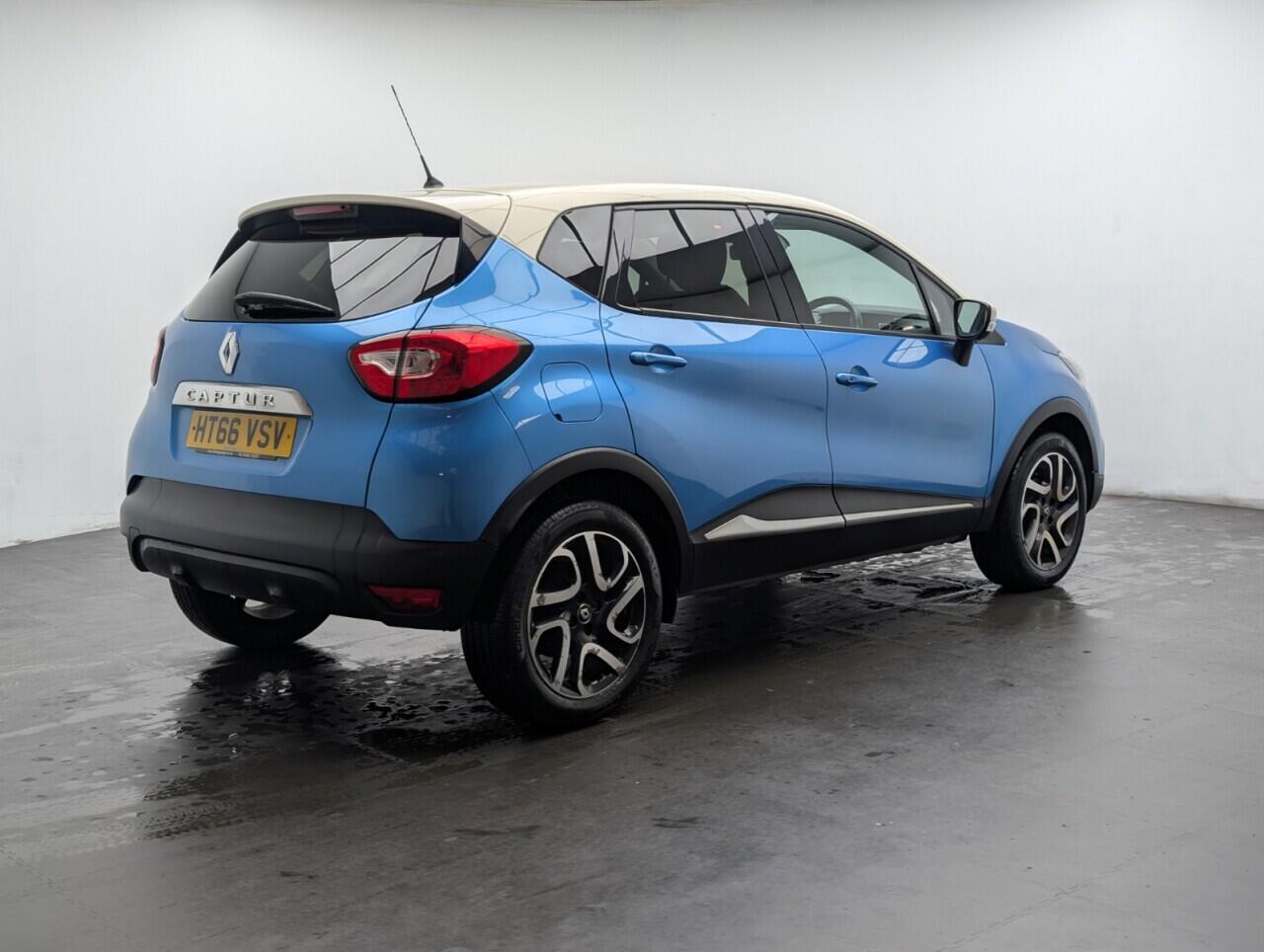 Used Renault Captur 2017 for sale - 77255094: Photo 7