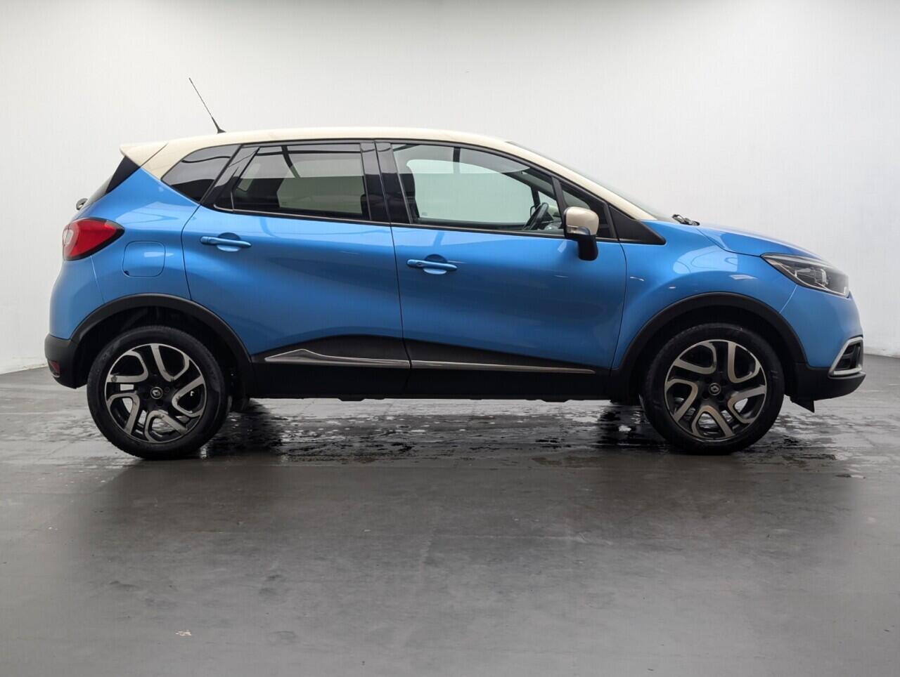 Used Renault Captur 2017 for sale - 77255094: Photo 9