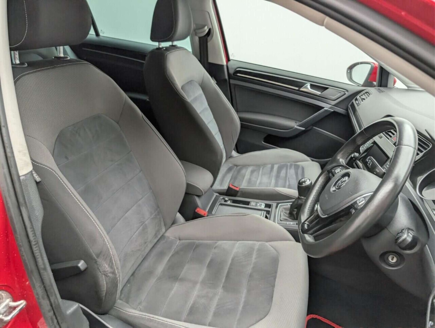 Used Volkswagen Golf 2014 for sale - 77714030: Photo 12