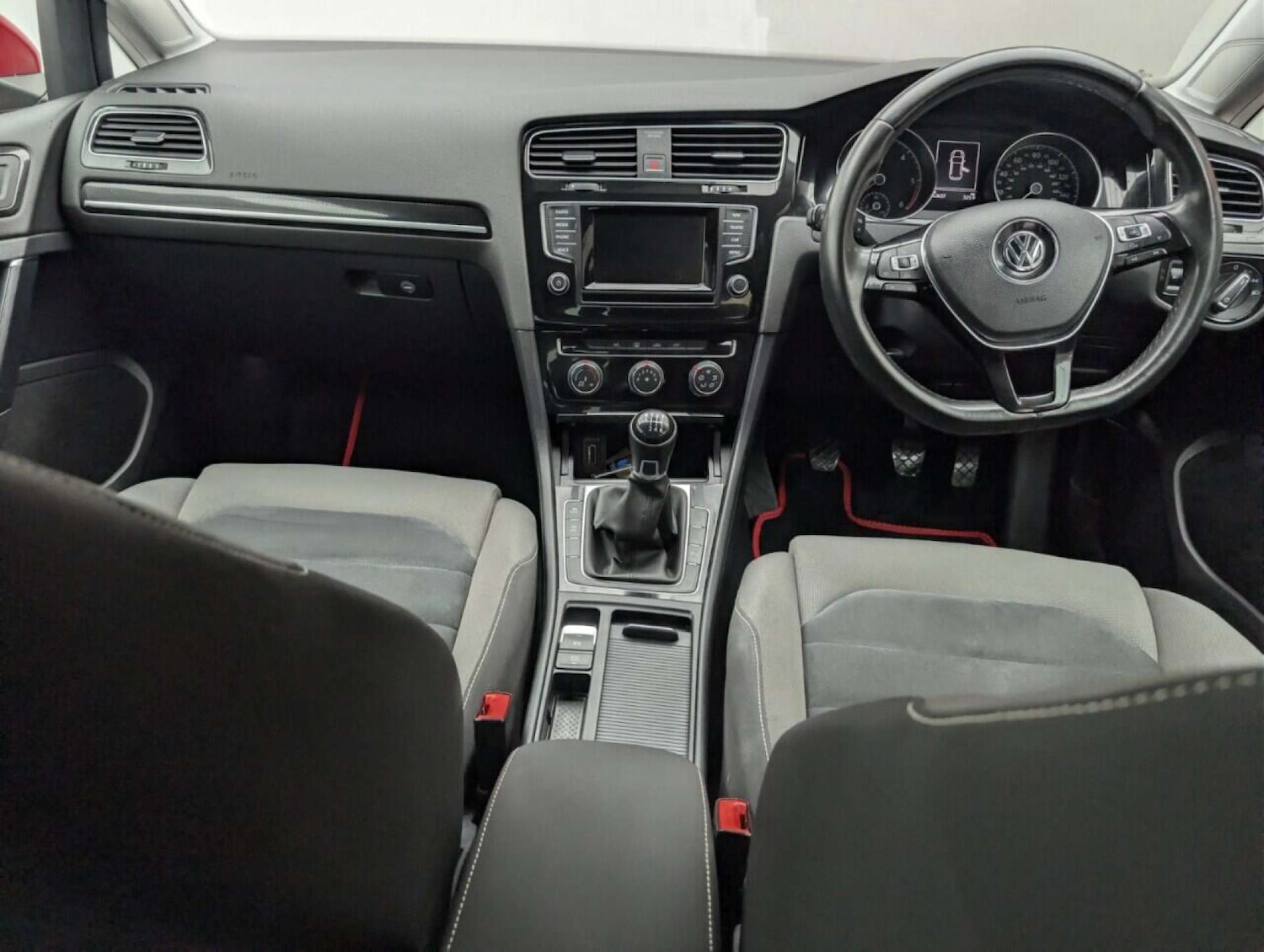 Used Volkswagen Golf 2014 for sale - 77714030: Photo 21