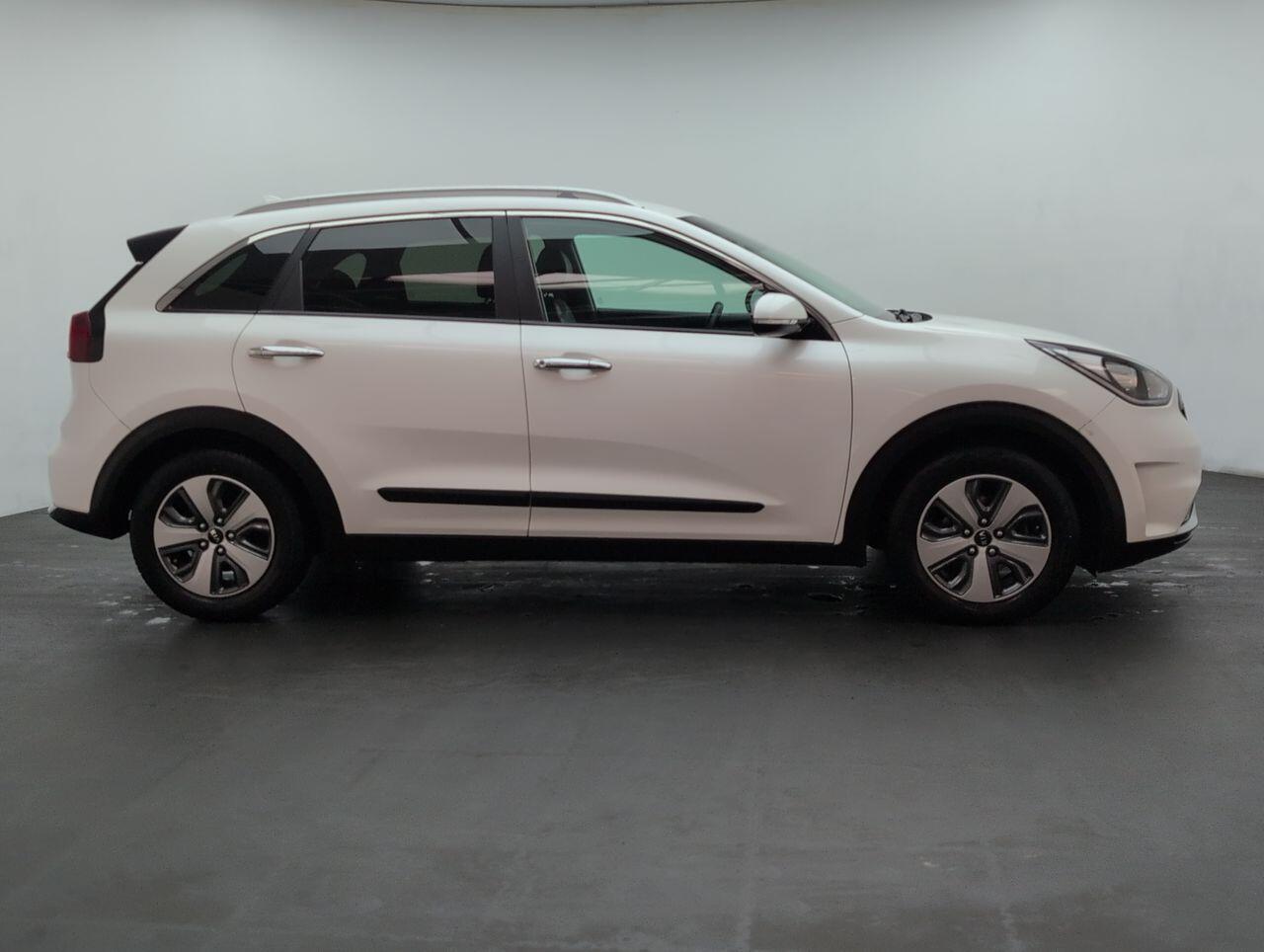 Used Kia Niro 2017 for sale - 76423442: Photo 9