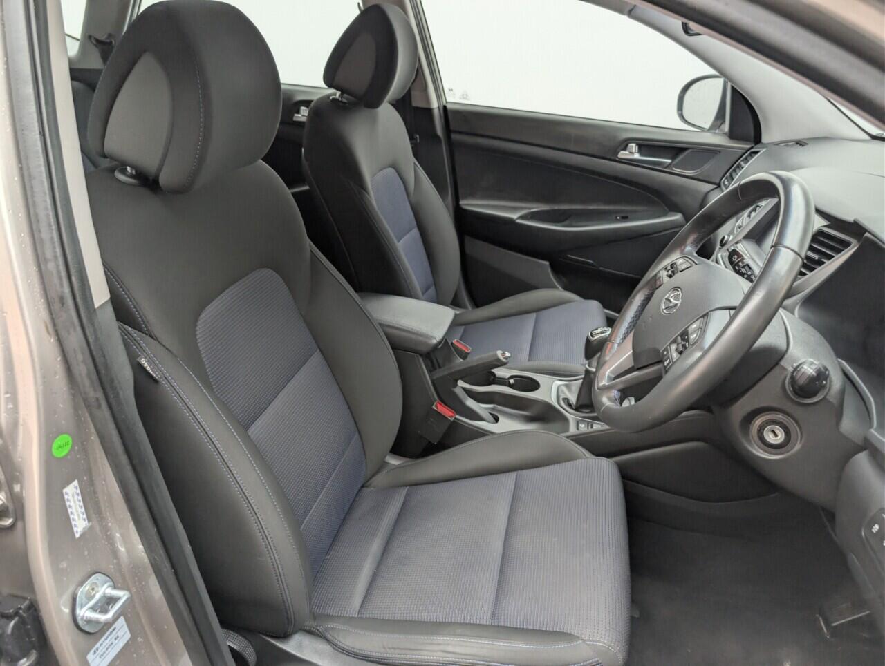 Used Hyundai TUCSON 2017 for sale - 76689061: Photo 12