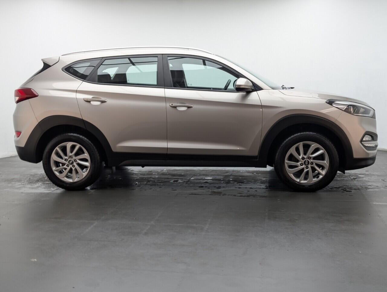 Used Hyundai TUCSON 2017 for sale - 76689061: Photo 9