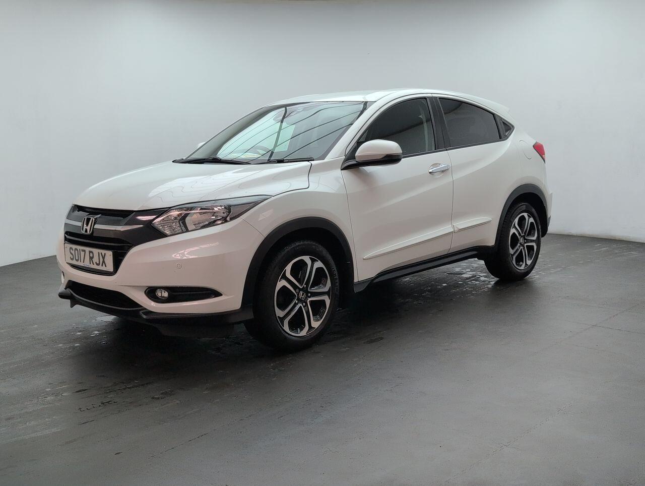 Used Honda HR-V 2017 for sale - 76424524: Photo 4