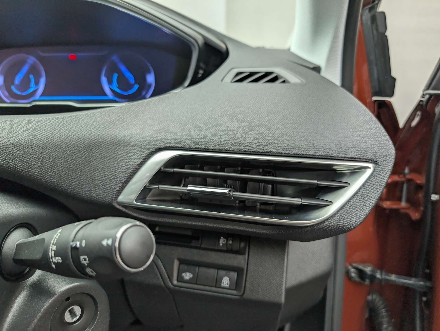 Used Peugeot 3008 2019 for sale - 77821715: Photo 15