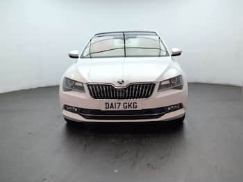 Used Skoda Superb 2017 for sale - 79825755: Photo
