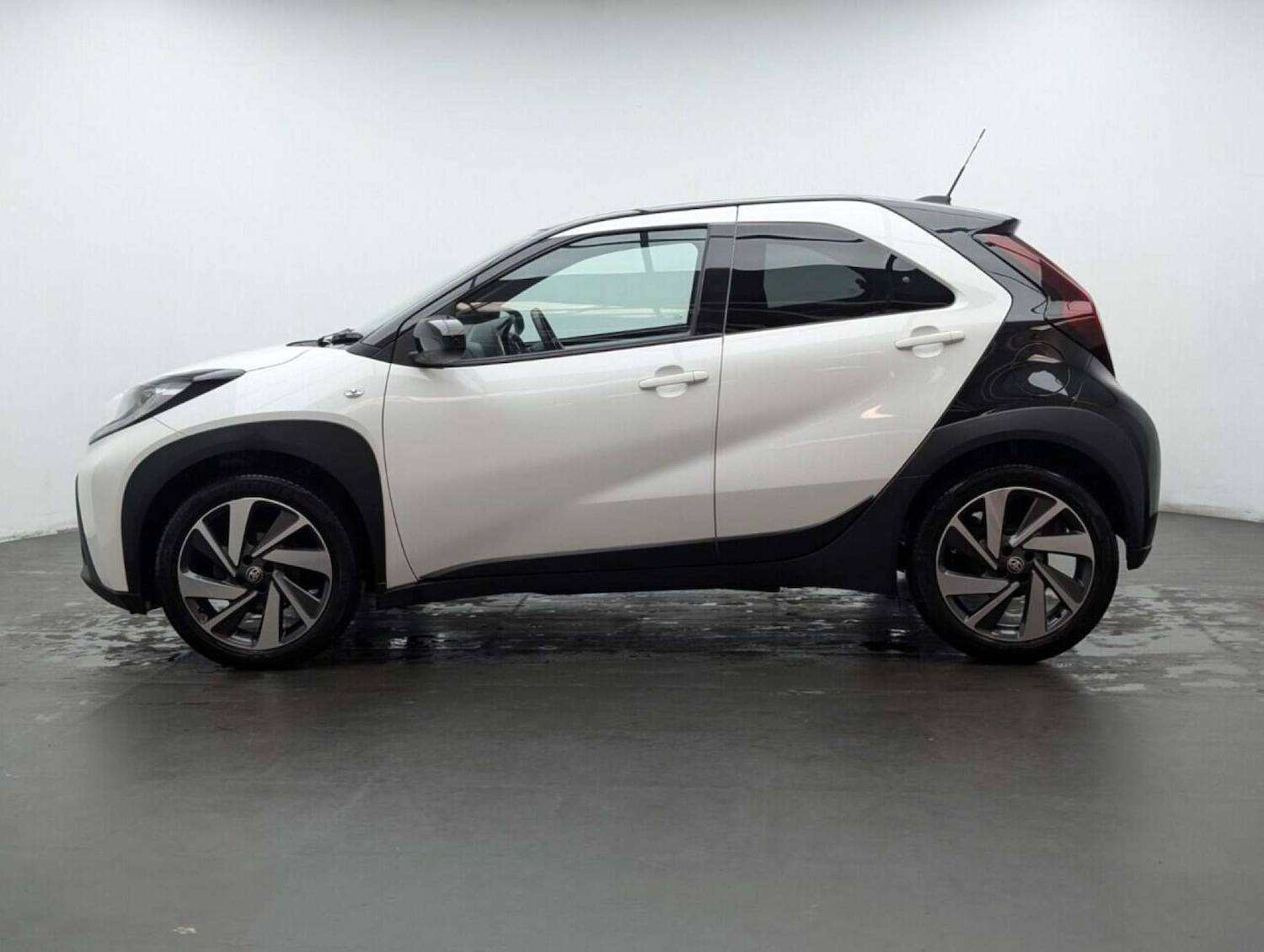 Used Toyota Aygo X 2024 for sale - 77714817: Photo 5