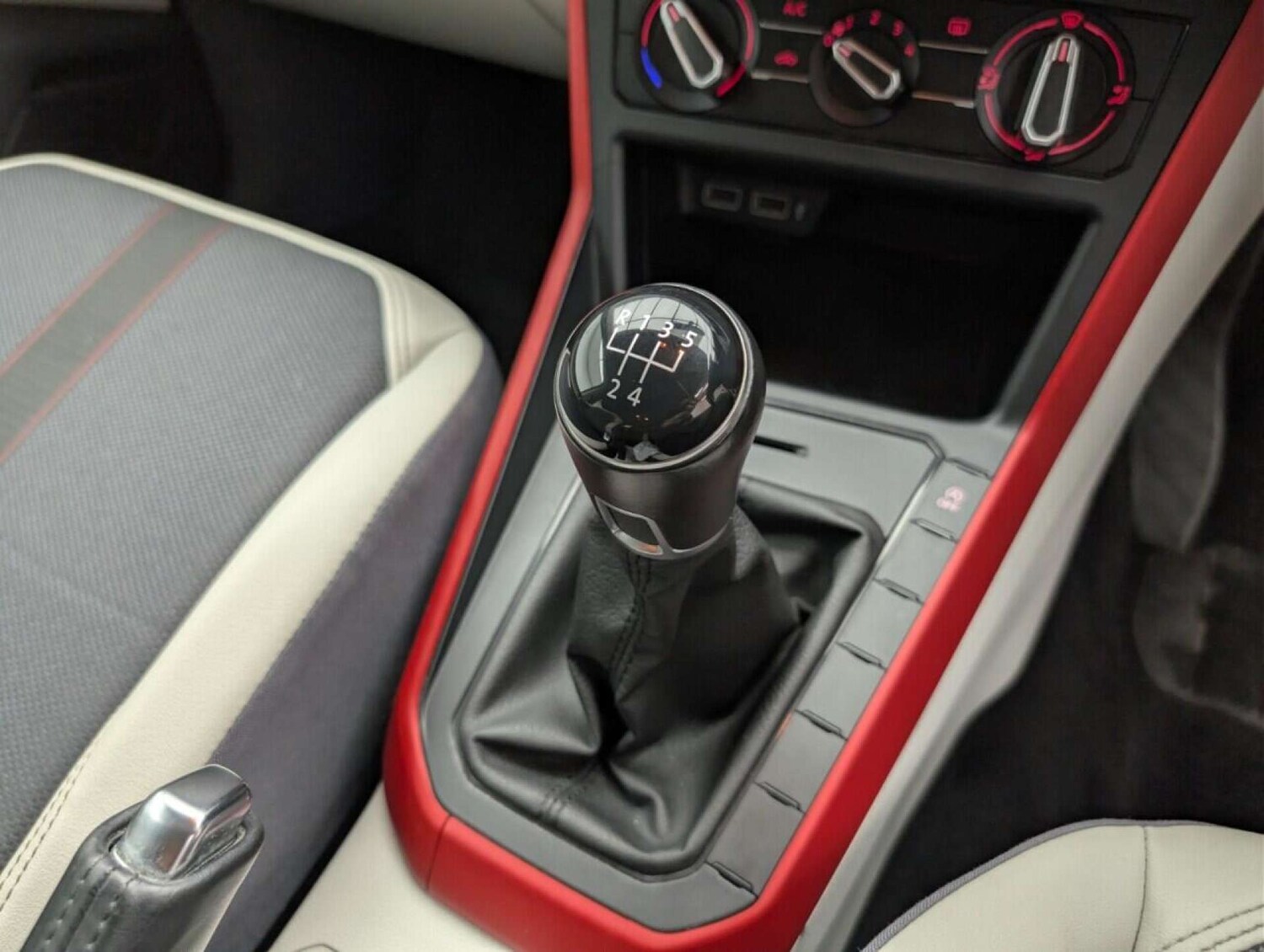 Used Volkswagen Polo 2019 for sale - 77713289: Photo 16