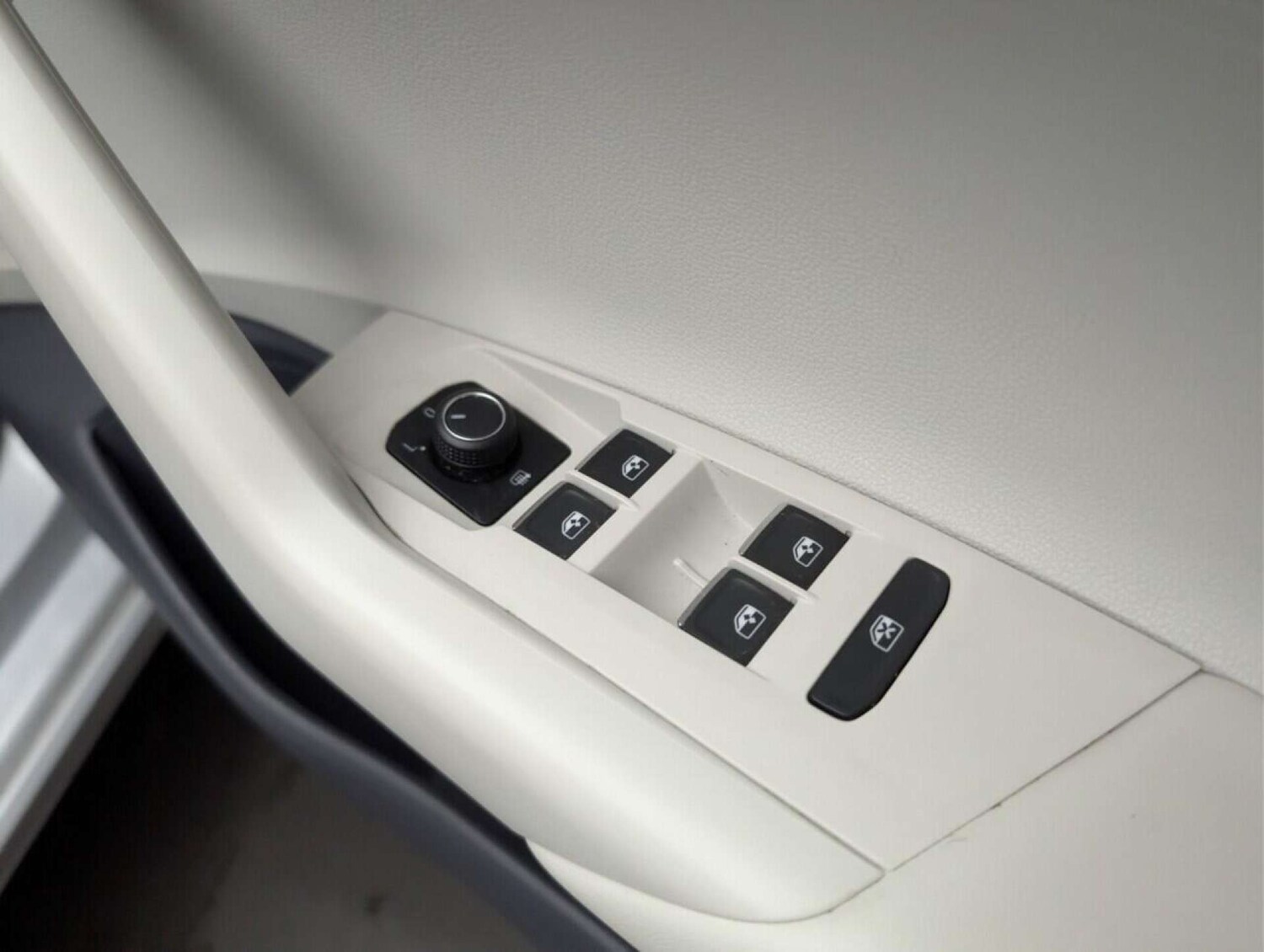 Used Volkswagen Polo 2019 for sale - 77713289: Photo 19