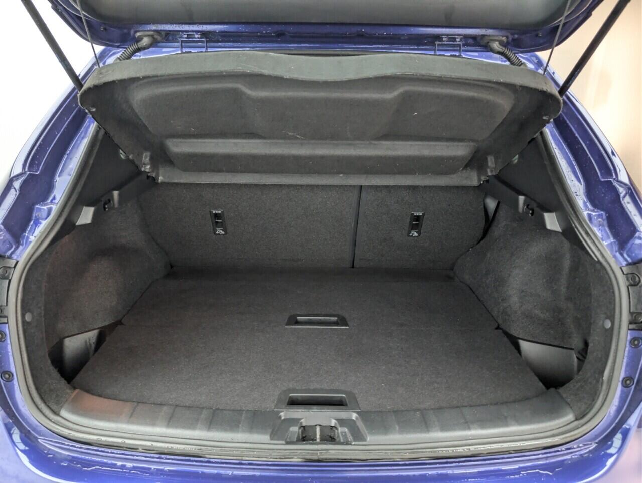 Used Nissan Qashqai 2016 for sale - 76657872: Photo 26