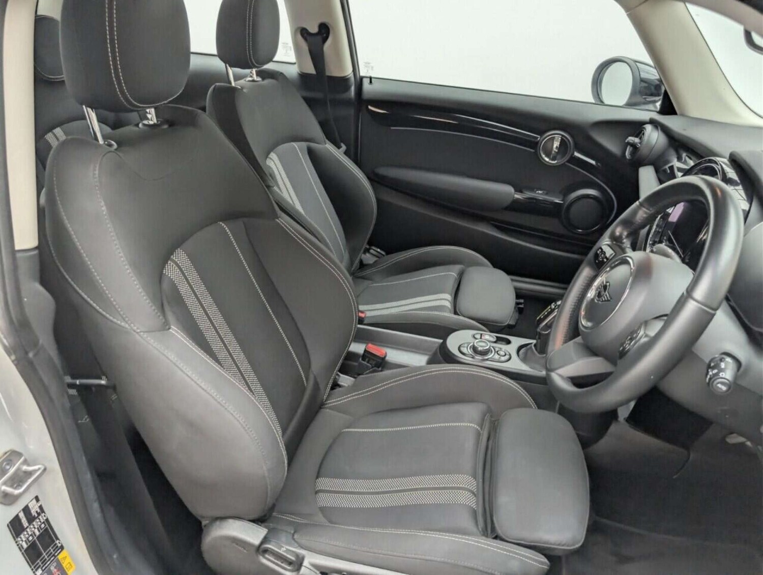 Used MINI Hatch 2021 for sale - 77802709: Photo 13