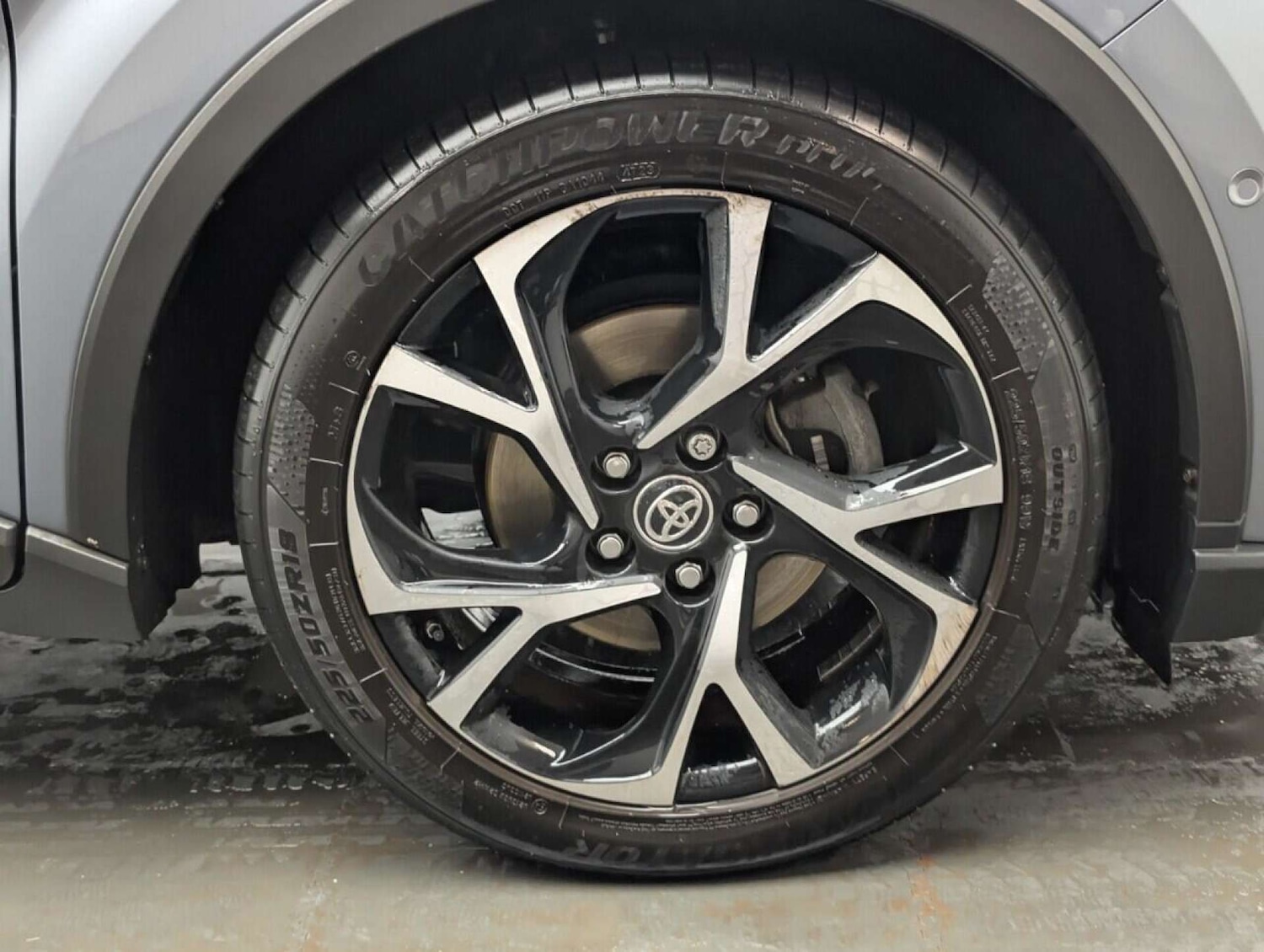 Used Toyota C-HR 2020 for sale - 77714015: Photo 10