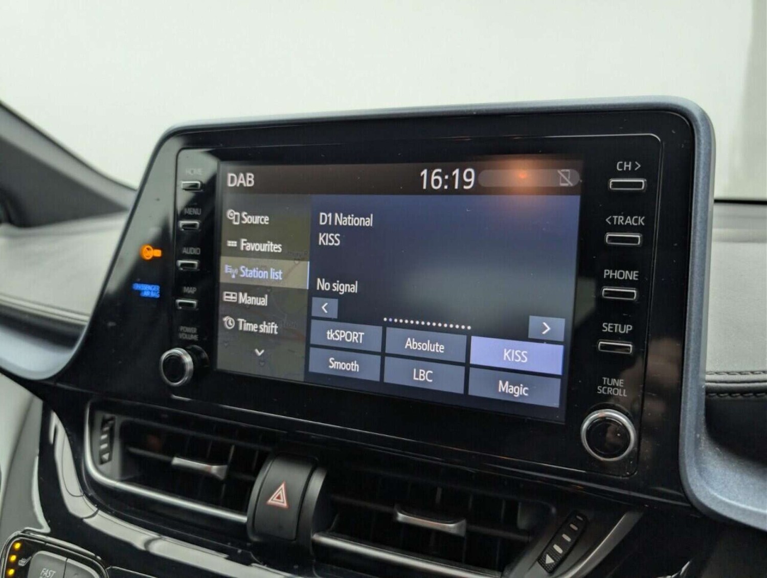 Used Toyota C-HR 2020 for sale - 77714015: Photo 13