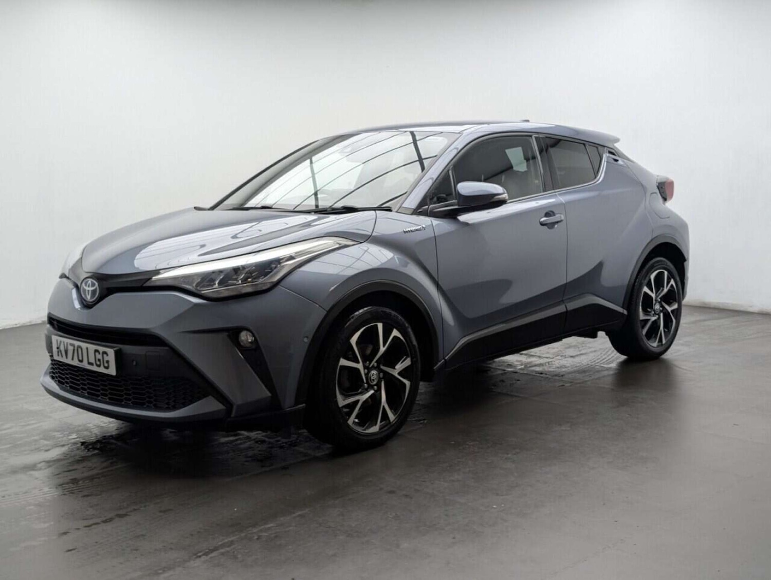 Used Toyota C-HR 2020 for sale - 77714015: Photo 4