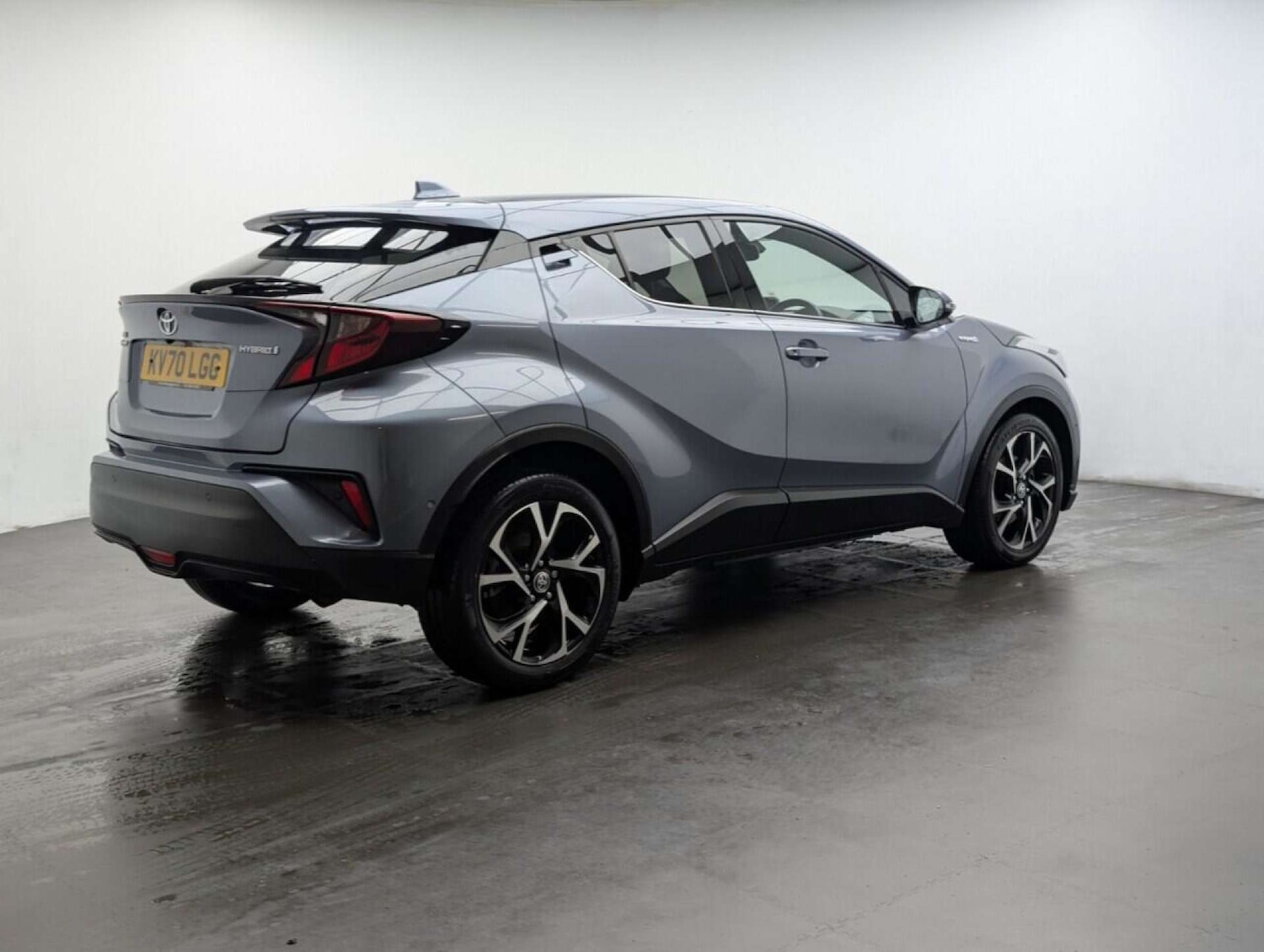 Used Toyota C-HR 2020 for sale - 77714015: Photo 8