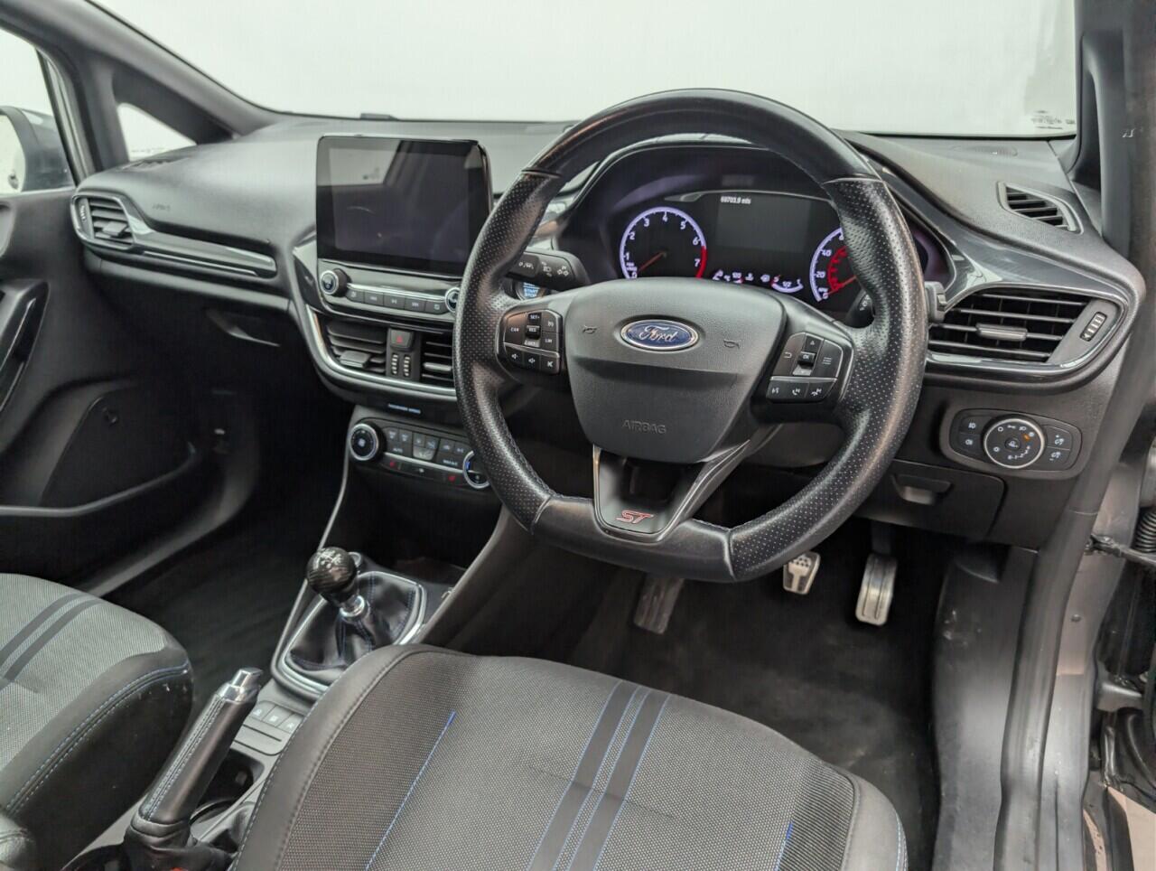 Used Ford Fiesta 2018 for sale - 76666495: Photo 11