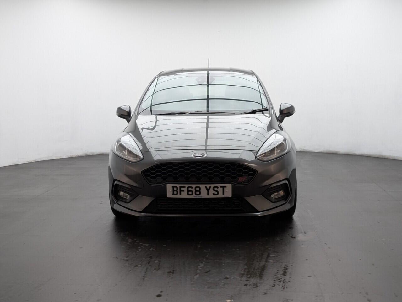 Used Ford Fiesta 2018 for sale - 76666495: Photo 3