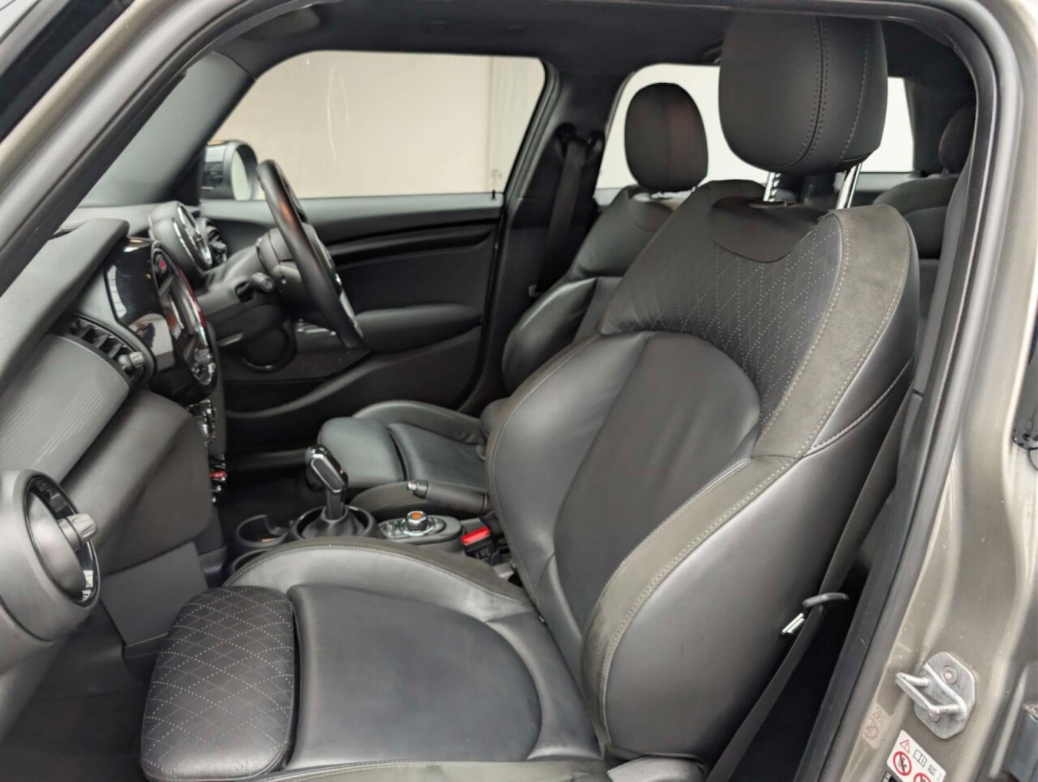 Used MINI Hatch 2020 for sale - 77766915: Photo 32