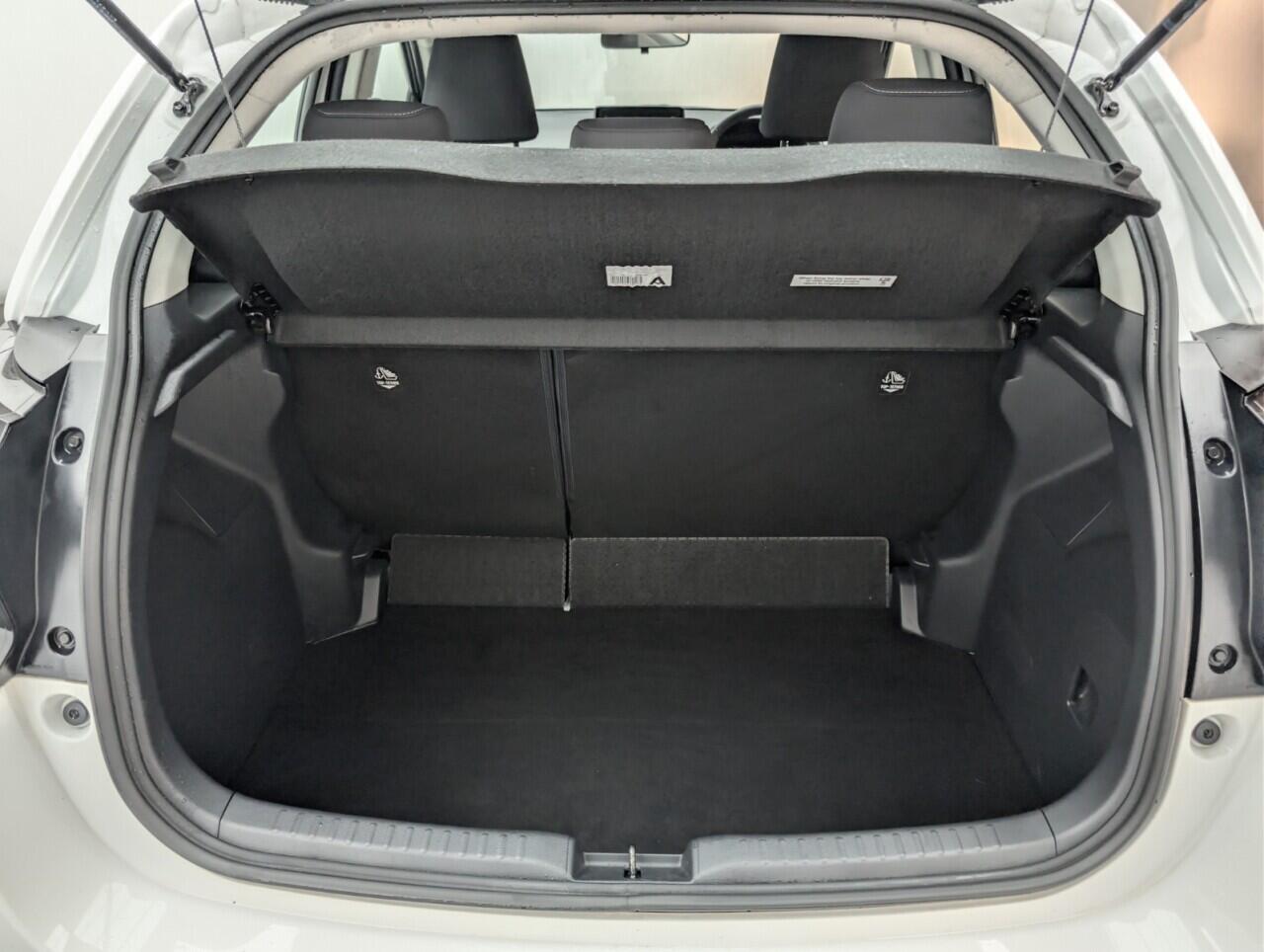 Used Toyota Yaris 2023 for sale - 76658994: Photo 24