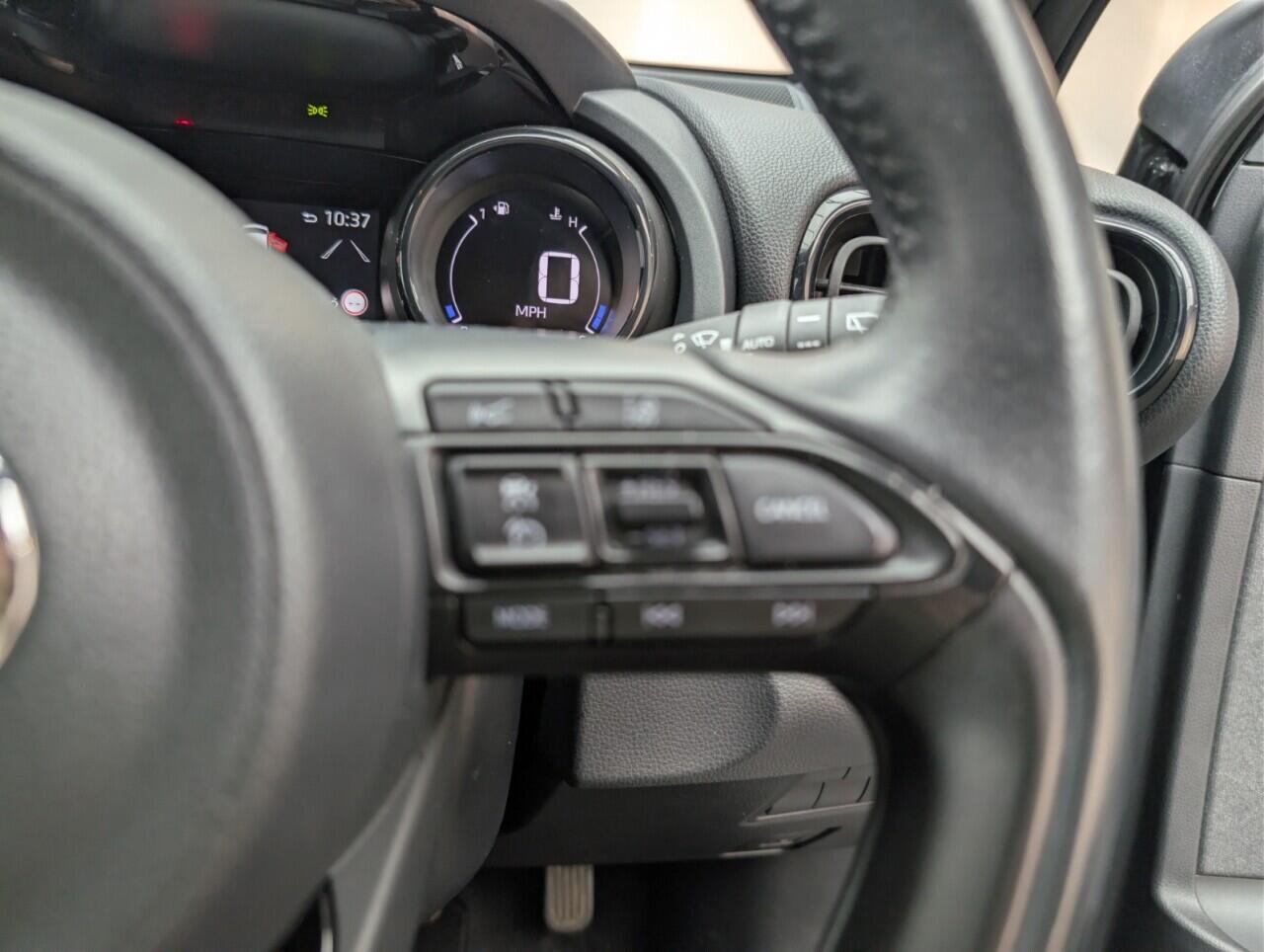 Used Toyota Yaris 2022 for sale - 76952982: Photo 21