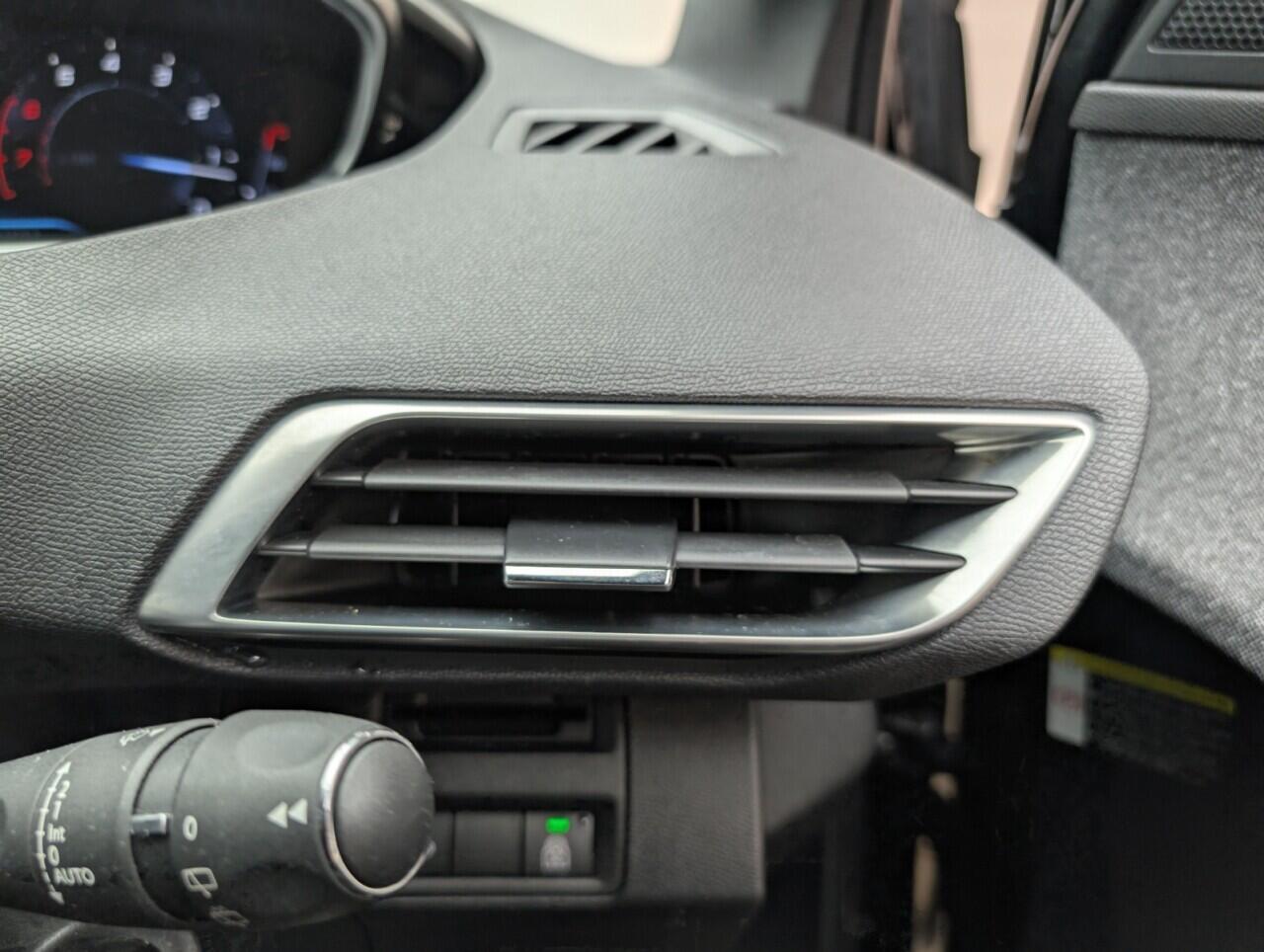 Used Peugeot 3008 2017 for sale - 76423006: Photo 21