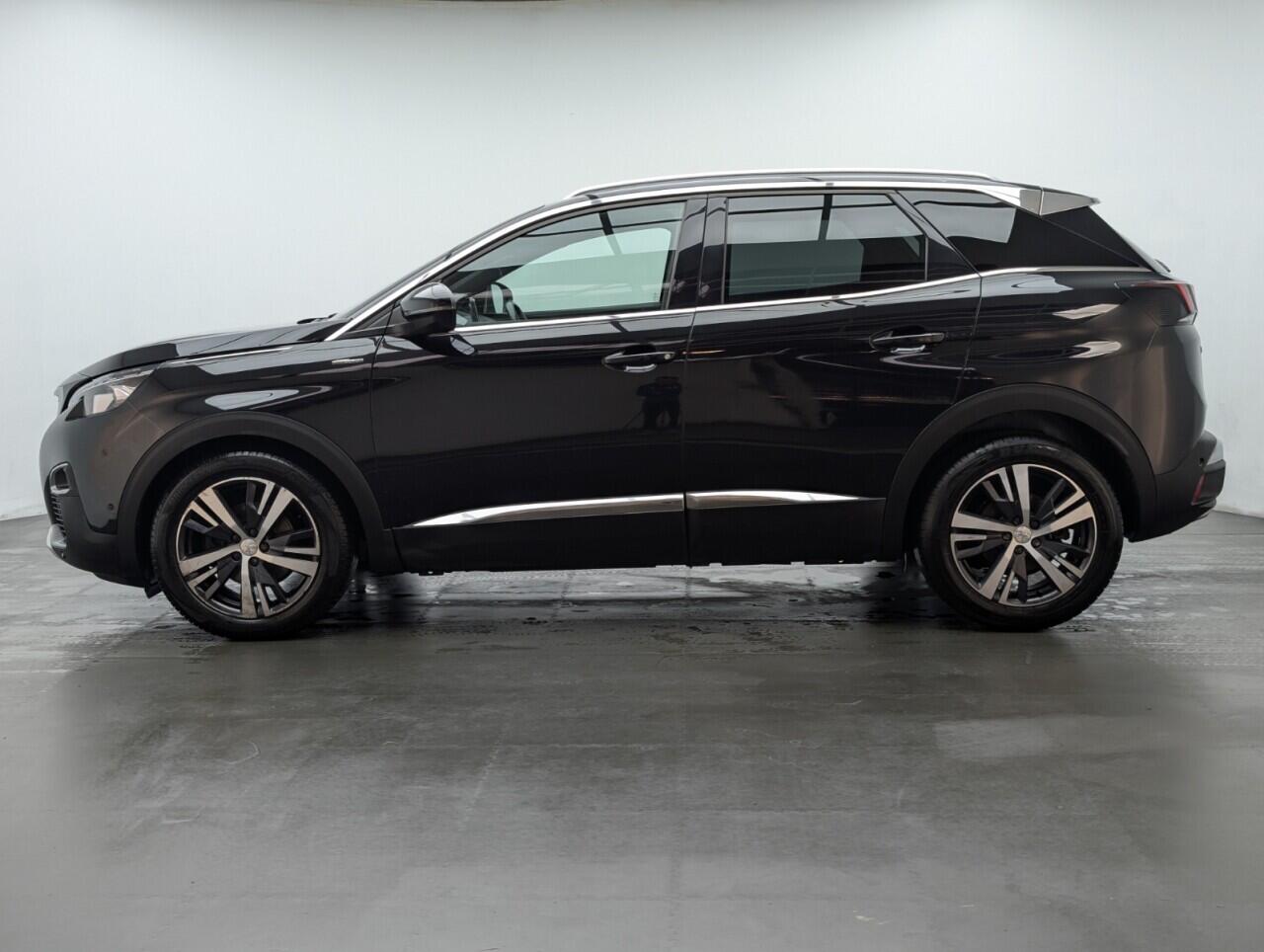 Used Peugeot 3008 2017 for sale - 76423006: Photo 5