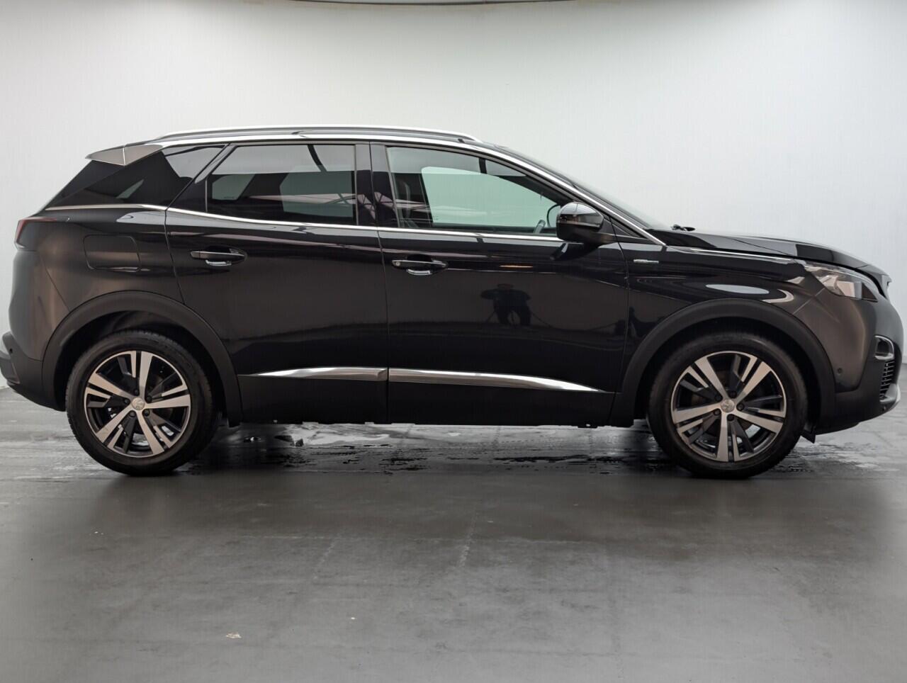 Used Peugeot 3008 2017 for sale - 76423006: Photo 9