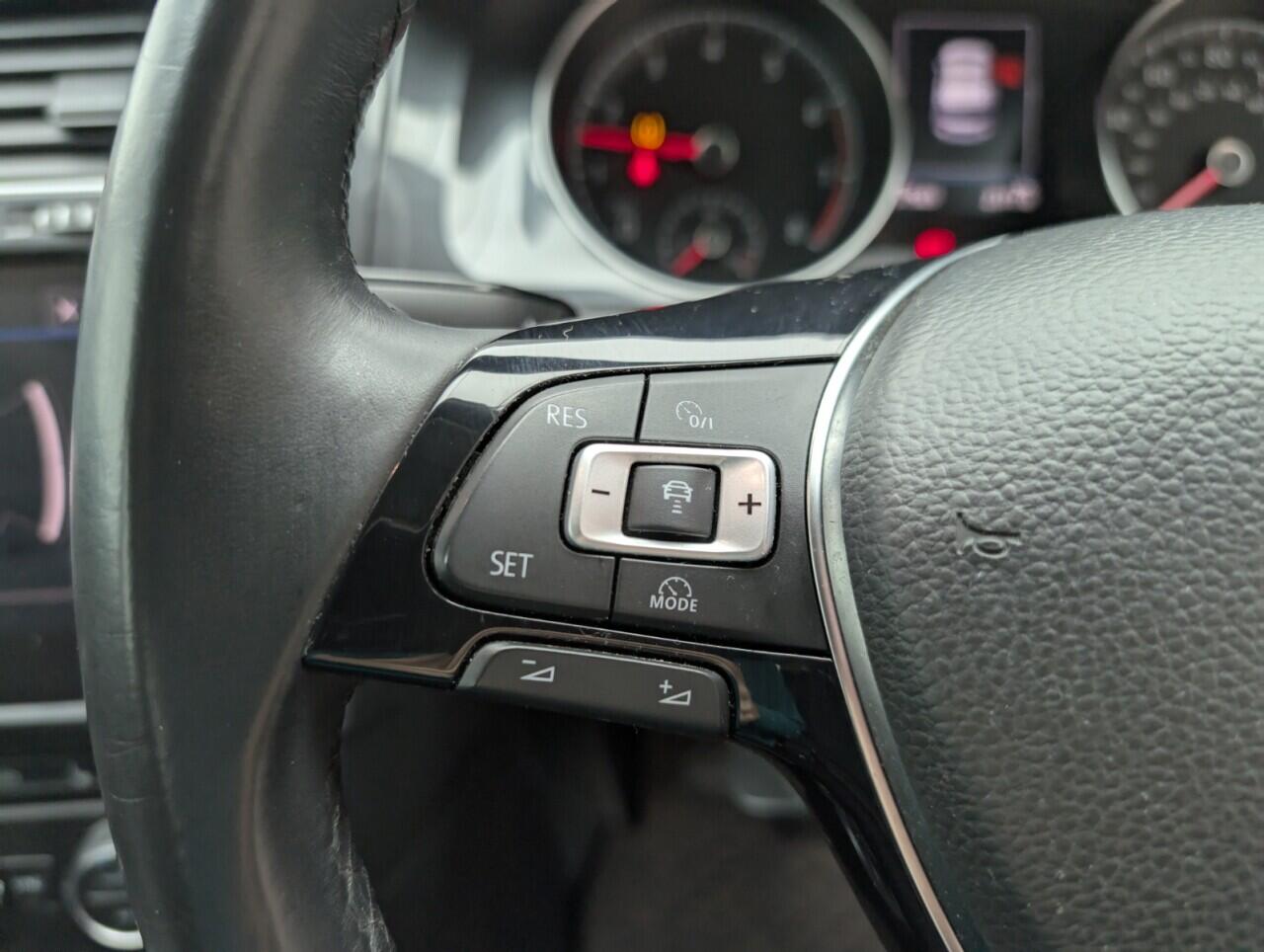 Used Volkswagen Golf 2017 for sale - 76422662: Photo 19